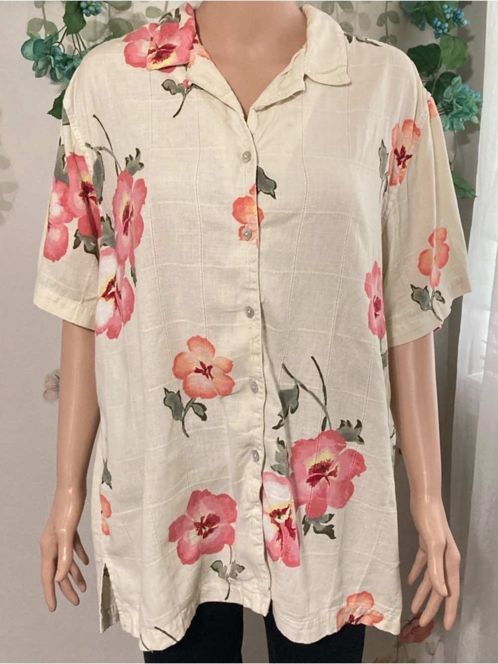 Sz 2X Krazy Kat Cream Button-Down with Pink & Coral Floral Print